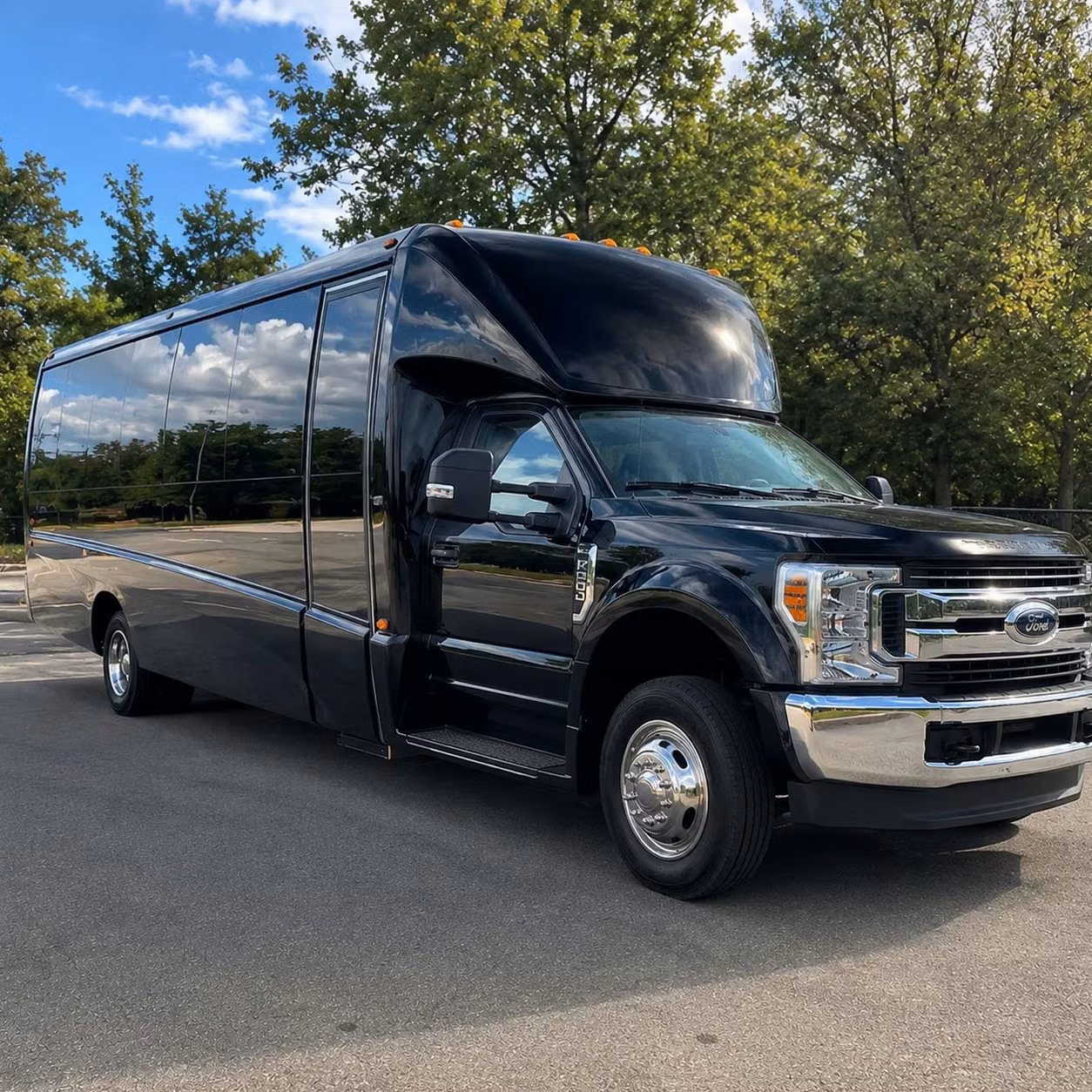 15 passenger minibus