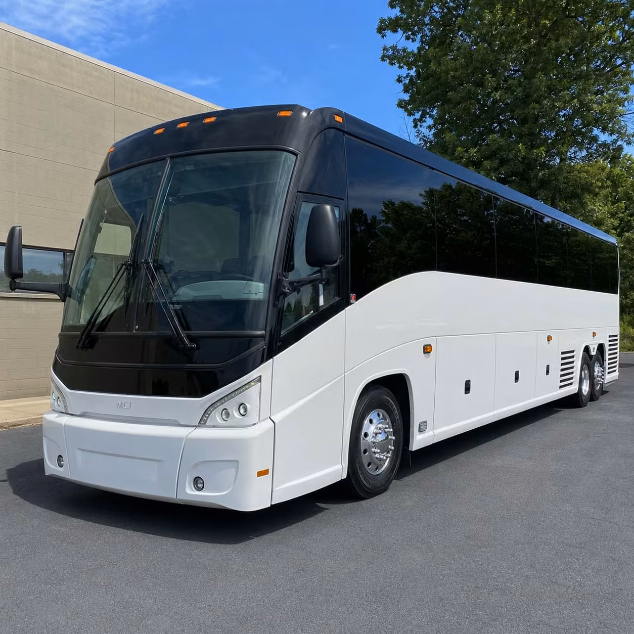 coachbusirvine com makes it possible to plan multi day bus tours across california and the southwest