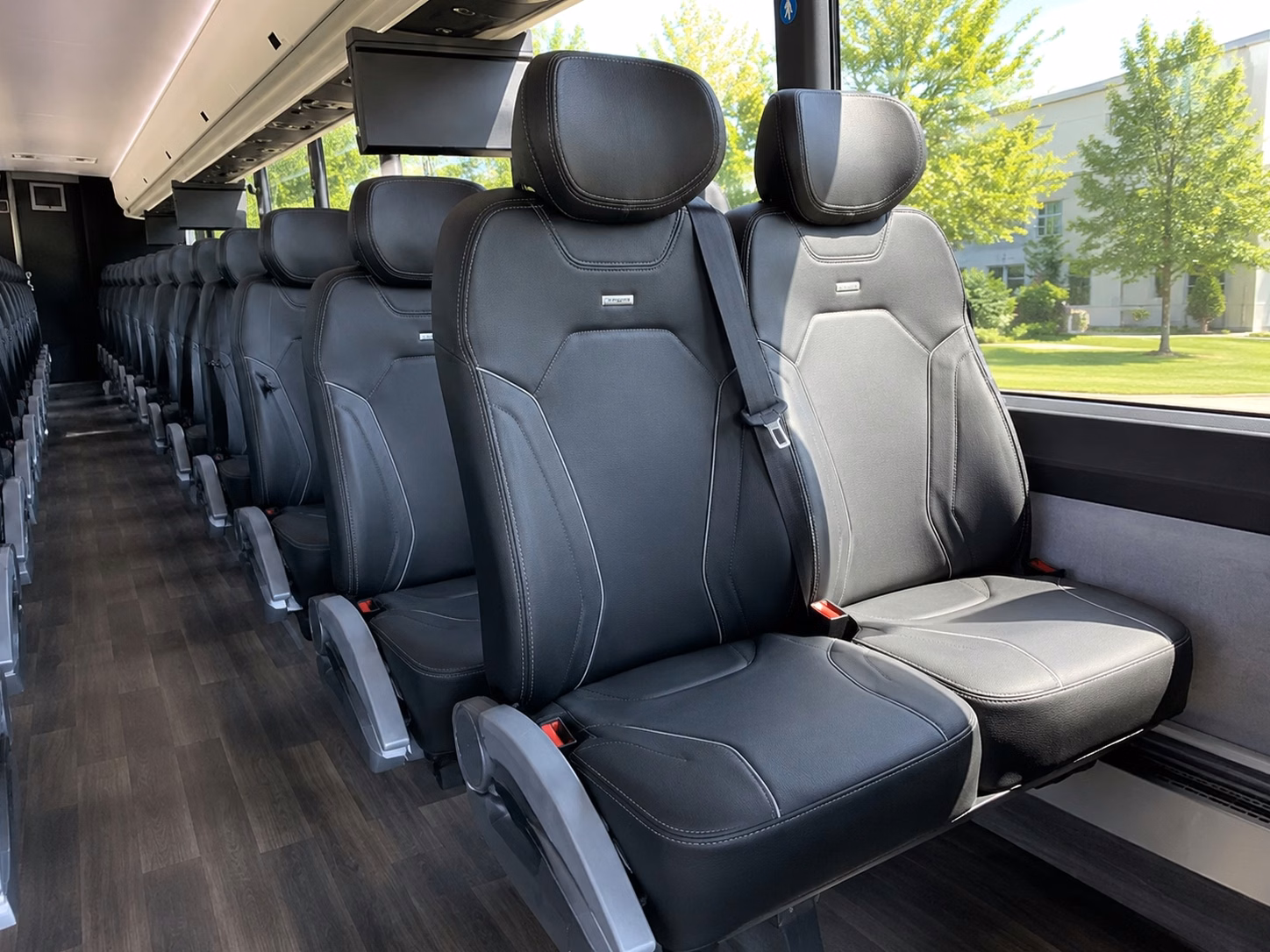 coachbusirvine com makes it simple to book irvine prom transportation that actually works