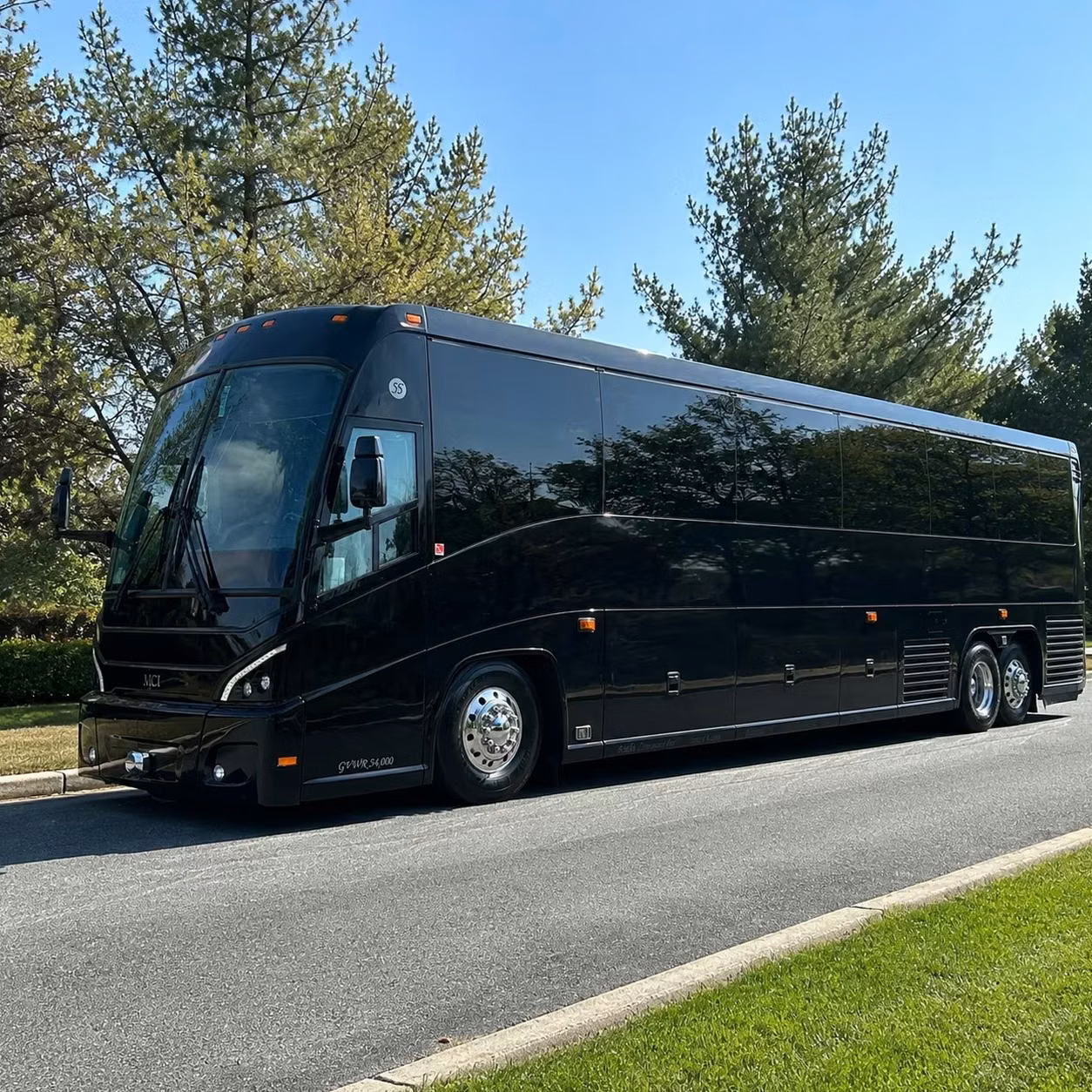 reliable shuttle transportation between irvine government facilities and orange county installations